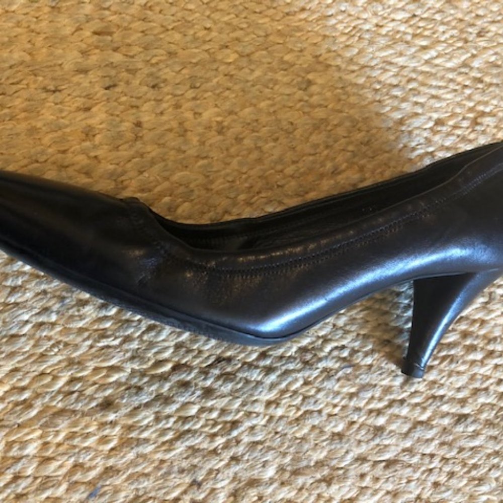 PRADA Sport Black Leather Pumps - Picture 5 of 9